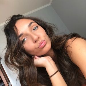 Meet your Posher, Veronica